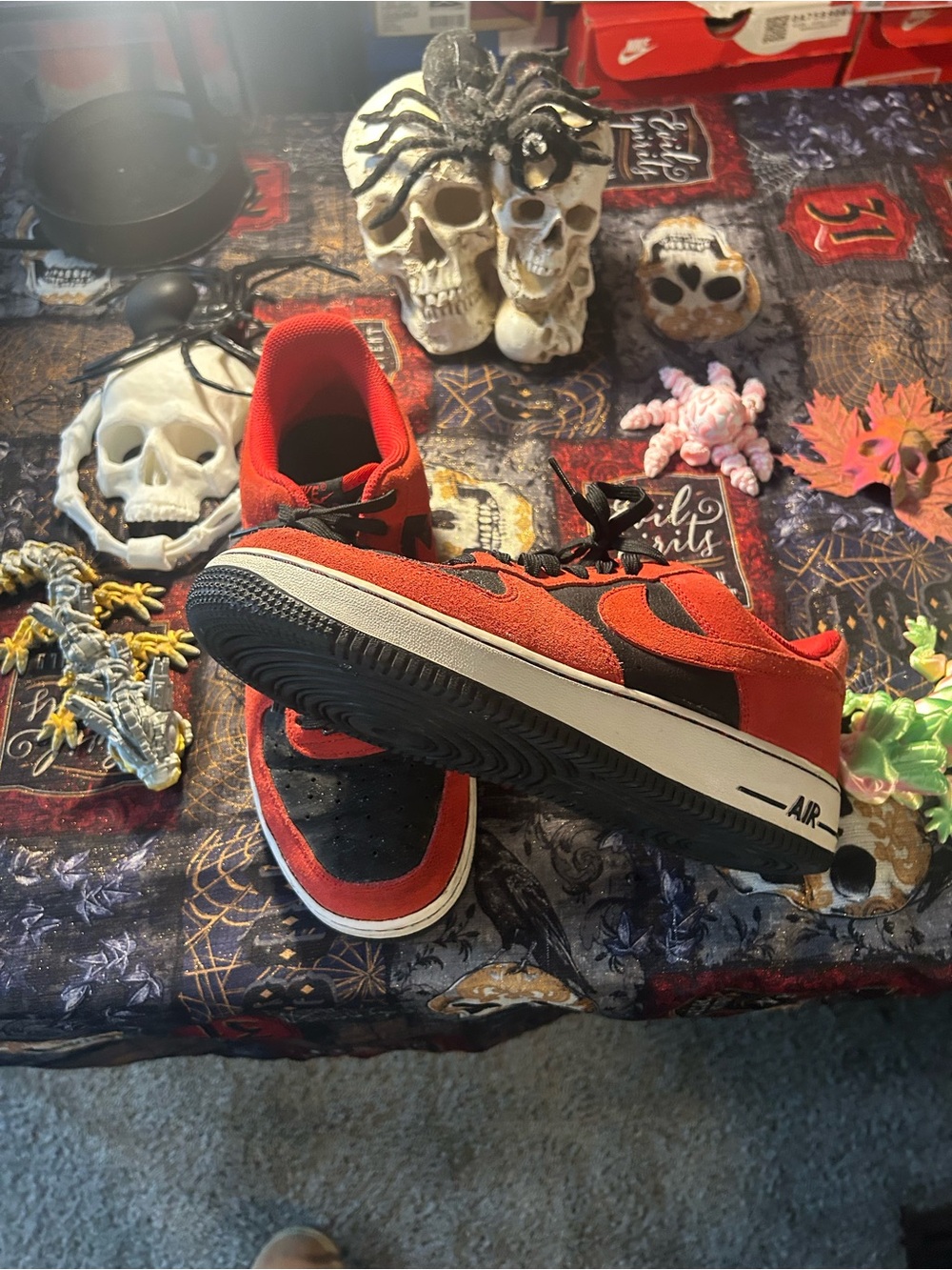 Men's Athletic Shoes - Red & Black Low-Top Sneakers